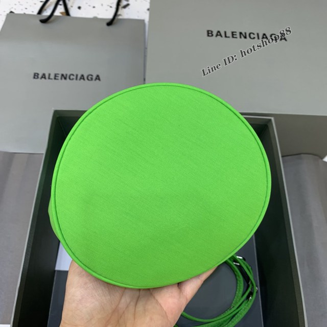 Balenciaga專櫃爆款Balen超輕水桶包 巴黎世家草綠帆布手提包 fyj1494